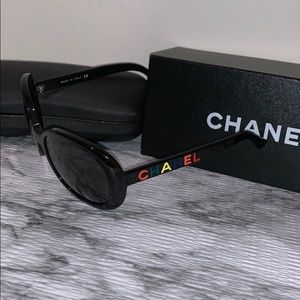 CHANEL Black Frame Multicolor Sunglasses-5138